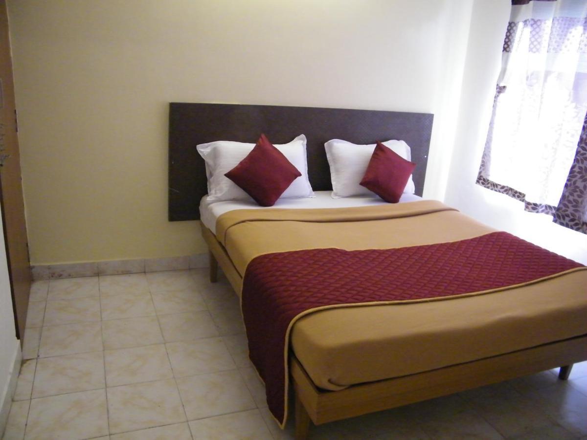 The White House Residency Otel Chennai Dış mekan fotoğraf