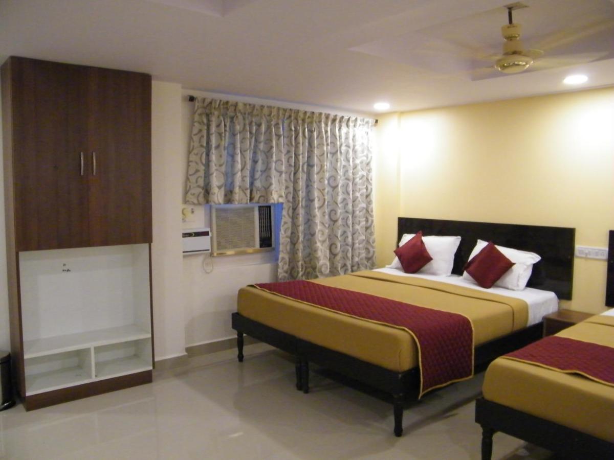 The White House Residency Otel Chennai Dış mekan fotoğraf