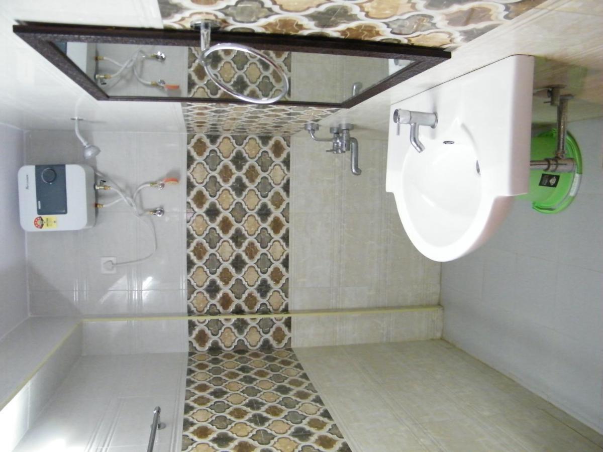 The White House Residency Otel Chennai Dış mekan fotoğraf